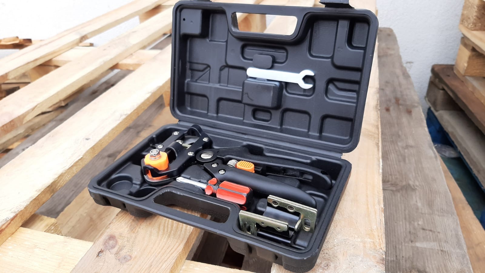 ba6b7f1d-a986-4b92-b660-b441f5ecd402